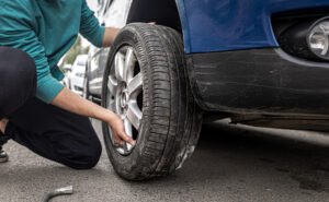 how much should it cost to patch a tire
